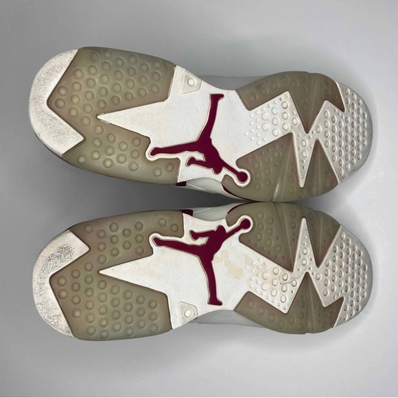 Air Jordan 6 Retro 'Maroon' (2015)

Size 11.5 - Picture 5 of 9